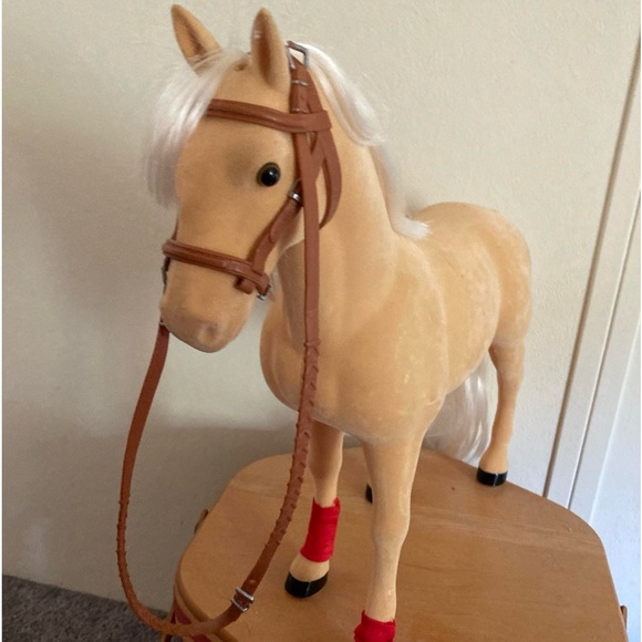 19” x14” American Girl Tan XL Horse - Picture 2 of 9